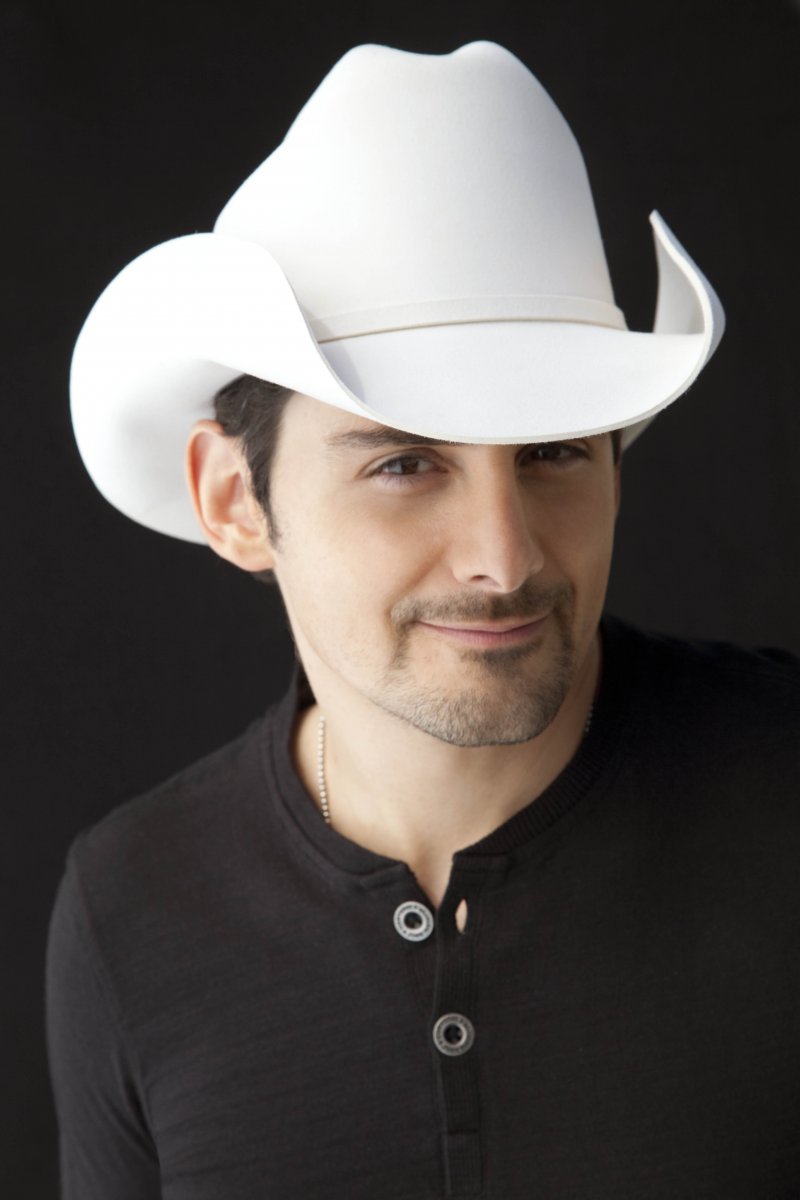Classify American Country Singer Brad Paisley.
